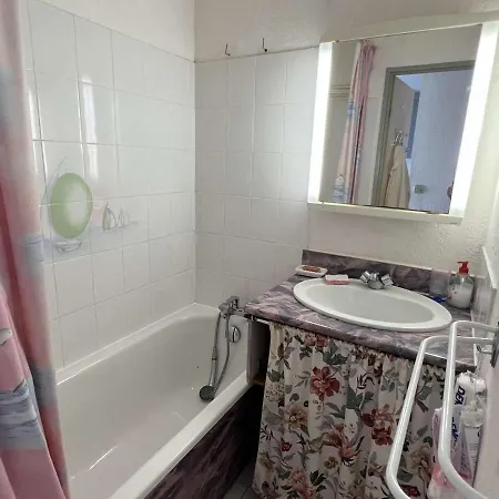 Apartment T3 Pour 4 Pers. A 50m De La Plage, Parking Privatif - Fr-1-701-71 Valras-Plage